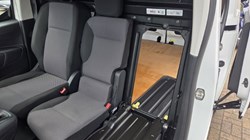 2021 (70) PEUGEOT COMMERCIAL PARTNER 1000 1.5 BlueHDi 100 Grip Van 5622060
