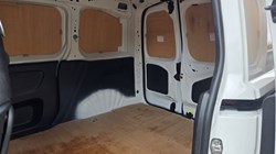 2021 (70) PEUGEOT COMMERCIAL PARTNER 1000 1.5 BlueHDi 100 Grip Van 5622053