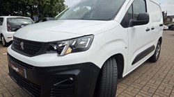 2021 (70) PEUGEOT COMMERCIAL PARTNER 1000 1.5 BlueHDi 100 Grip Van 5622043