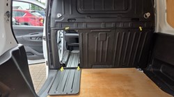 2021 (70) PEUGEOT COMMERCIAL PARTNER 1000 1.5 BlueHDi 100 Grip Van 5622055