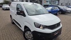 2021 (70) PEUGEOT COMMERCIAL PARTNER 1000 1.5 BlueHDi 100 Grip Van 5622041