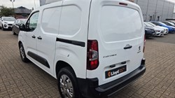 2021 (70) PEUGEOT COMMERCIAL PARTNER 1000 1.5 BlueHDi 100 Grip Van 5622047