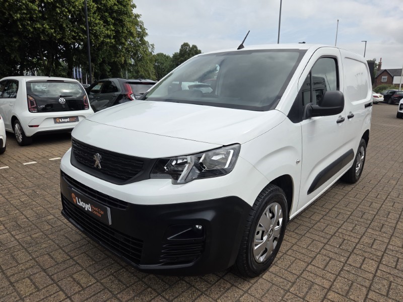 2021 (70) PEUGEOT COMMERCIAL PARTNER 1000 1.5 BlueHDi 100 Grip Van 5622040