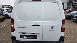 2021 (70) PEUGEOT COMMERCIAL PARTNER 1000 1.5 BlueHDi 100 Grip Van 5622048