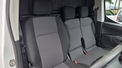 2021 (70) PEUGEOT COMMERCIAL PARTNER 1000 1.5 BlueHDi 100 Grip Van 5622061