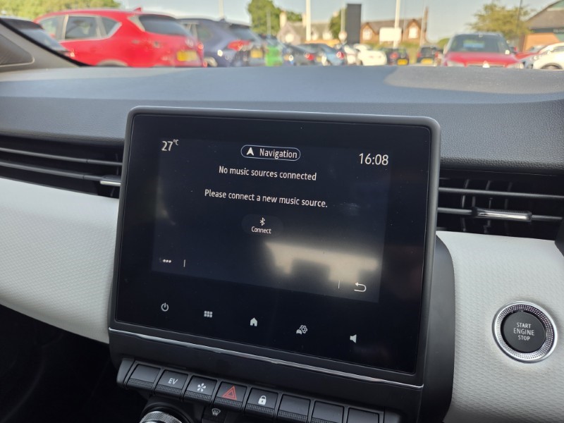 2023 (72) RENAULT CLIO 1.6 E-TECH full hybrid 145 Techno 5dr Auto 5608912