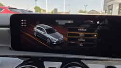 2019 (19) MERCEDES-BENZ A CLASS A180d AMG Line Premium 5dr Auto 5618934