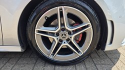 2019 (19) MERCEDES-BENZ A CLASS A180d AMG Line Premium 5dr Auto 5618886