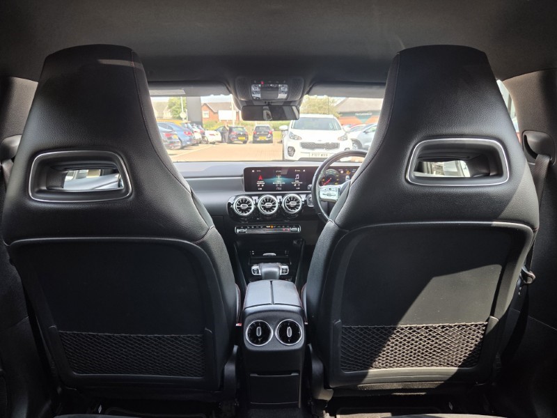2019 (19) MERCEDES-BENZ A CLASS A180d AMG Line Premium 5dr Auto 5618903