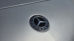 2019 (19) MERCEDES-BENZ A CLASS A180d AMG Line Premium 5dr Auto 5618893