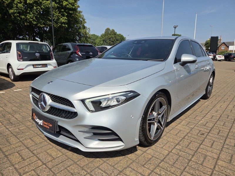 2019 (19) MERCEDES-BENZ A CLASS A180d AMG Line Premium 5dr Auto 5618890
