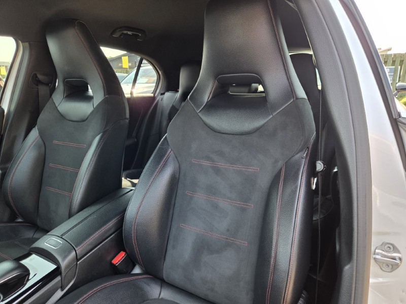 2019 (19) MERCEDES-BENZ A CLASS A180d AMG Line Premium 5dr Auto 5618912