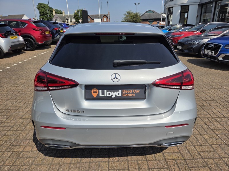 2019 (19) MERCEDES-BENZ A CLASS A180d AMG Line Premium 5dr Auto 5618899