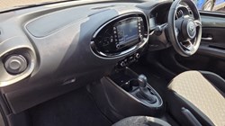 2023 (73) TOYOTA AYGO X 1.0 VVT-i Edge 5dr Auto 5618739