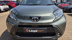 2023 (73) TOYOTA AYGO X 1.0 VVT-i Edge 5dr Auto 5618717