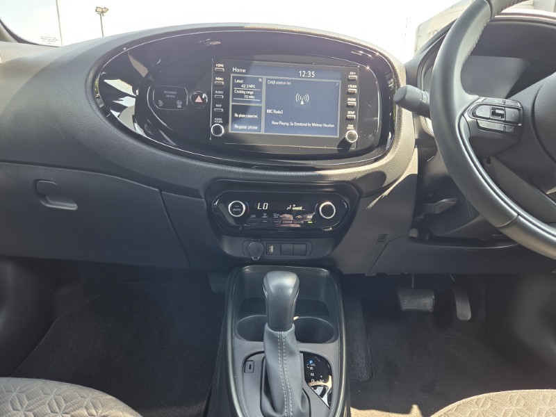 2023 (73) TOYOTA AYGO X 1.0 VVT-i Edge 5dr Auto 5618736