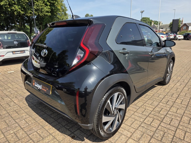 2023 (73) TOYOTA AYGO X 1.0 VVT-i Edge 5dr Auto 5618727