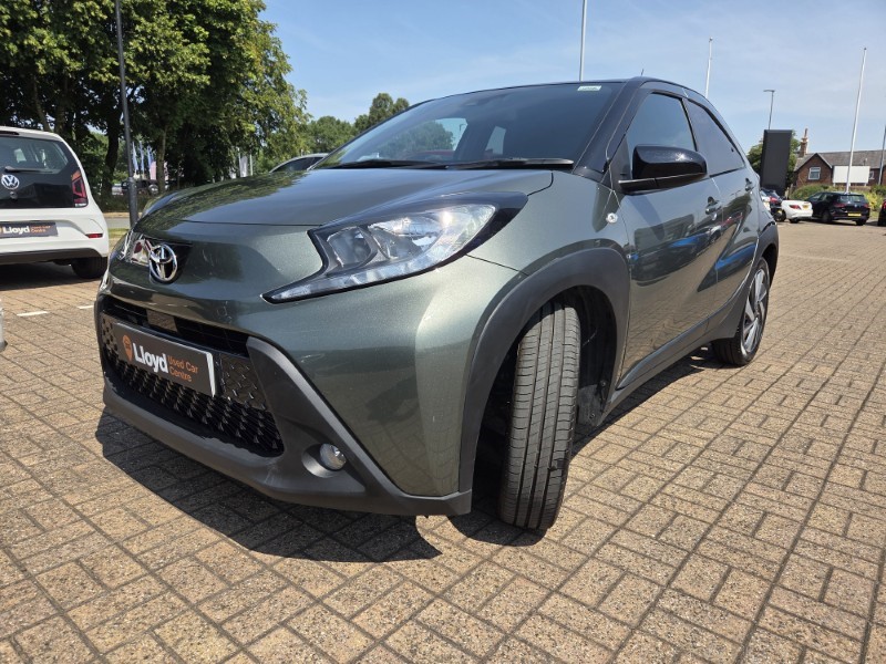 2023 (73) TOYOTA AYGO X 1.0 VVT-i Edge 5dr Auto 5618721