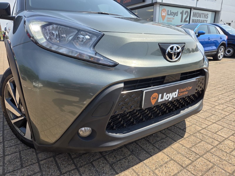 2023 (73) TOYOTA AYGO X 1.0 VVT-i Edge 5dr Auto 5618720