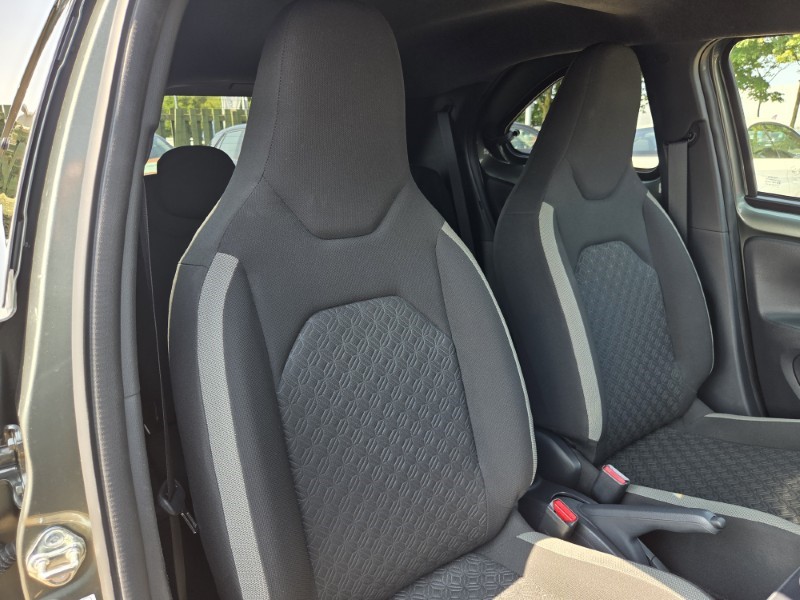 2023 (73) TOYOTA AYGO X 1.0 VVT-i Edge 5dr Auto 5618742