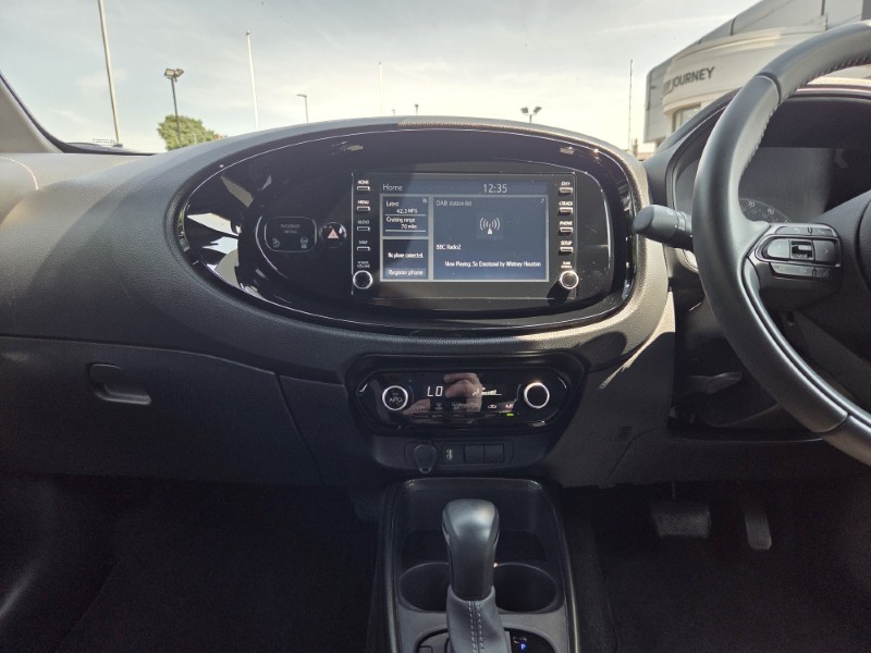2023 (73) TOYOTA AYGO X 1.0 VVT-i Edge 5dr Auto 5618735