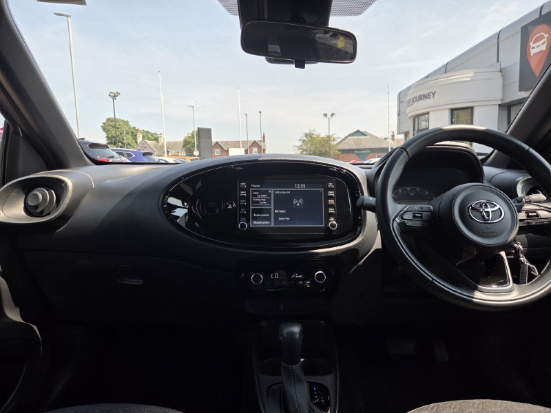 2023 (73) TOYOTA AYGO X 1.0 VVT-i Edge 5dr Auto 5618733