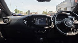 2023 (73) TOYOTA AYGO X 1.0 VVT-i Edge 5dr Auto 5618733