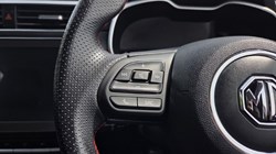2022 (71) MG MOTOR UK ZS 1.5 VTi-TECH Exclusive 5dr 5621916