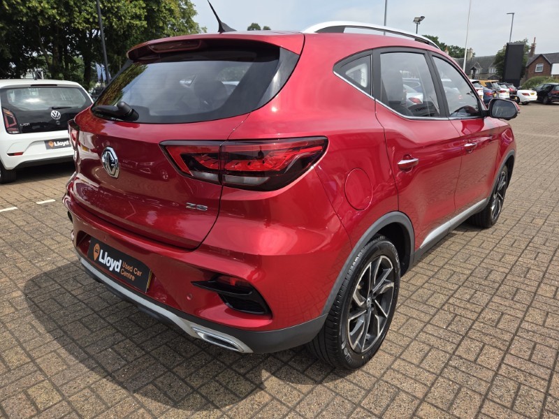 2022 (71) MG MOTOR UK ZS 1.5 VTi-TECH Exclusive 5dr 5621900