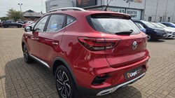 2022 (71) MG MOTOR UK ZS 1.5 VTi-TECH Exclusive 5dr 5621898