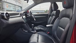 2022 (71) MG MOTOR UK ZS 1.5 VTi-TECH Exclusive 5dr 5621911