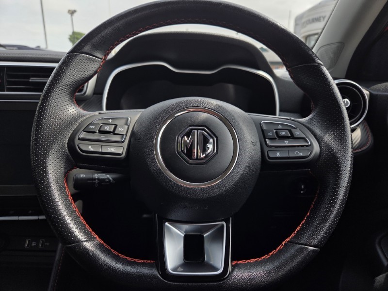 2022 (71) MG MOTOR UK ZS 1.5 VTi-TECH Exclusive 5dr 5621918