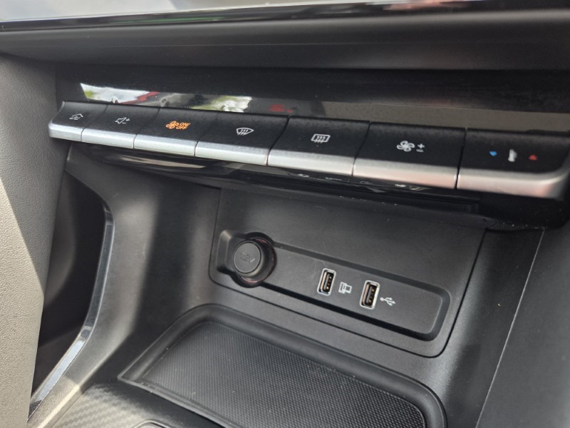 2022 (71) MG MOTOR UK ZS 1.5 VTi-TECH Exclusive 5dr 5621921