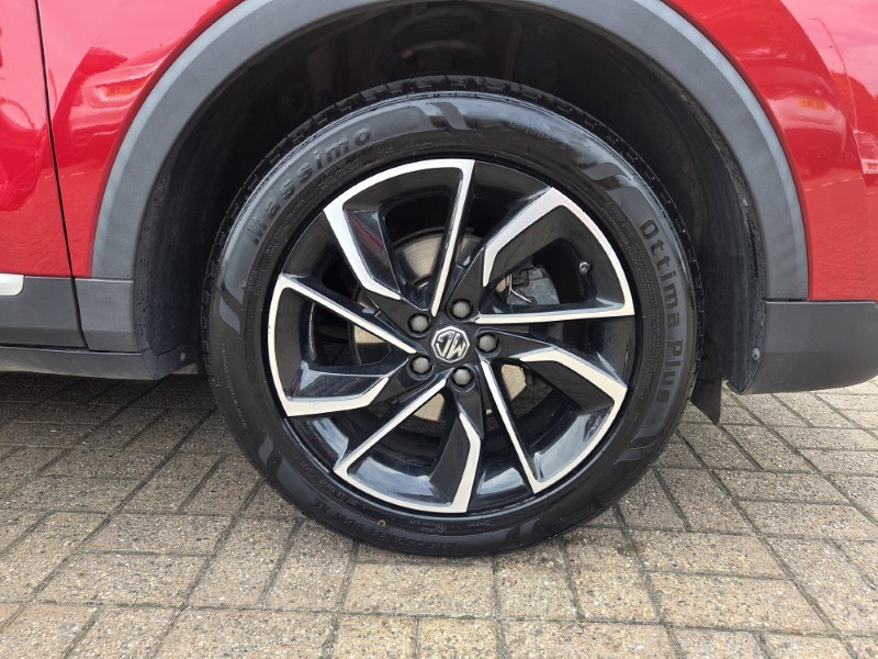 2022 (71) MG MOTOR UK ZS 1.5 VTi-TECH Exclusive 5dr 5621887
