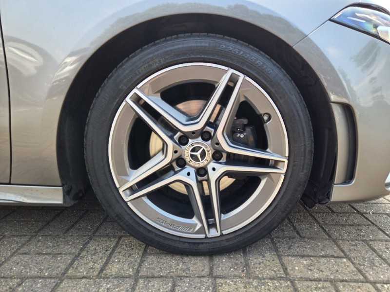 2021 (21) MERCEDES-BENZ A CLASS A180d [2.0] AMG Line 5dr 5625039