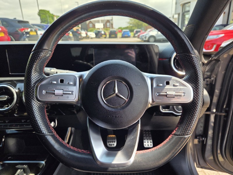 2021 (21) MERCEDES-BENZ A CLASS A180d [2.0] AMG Line 5dr 5625072