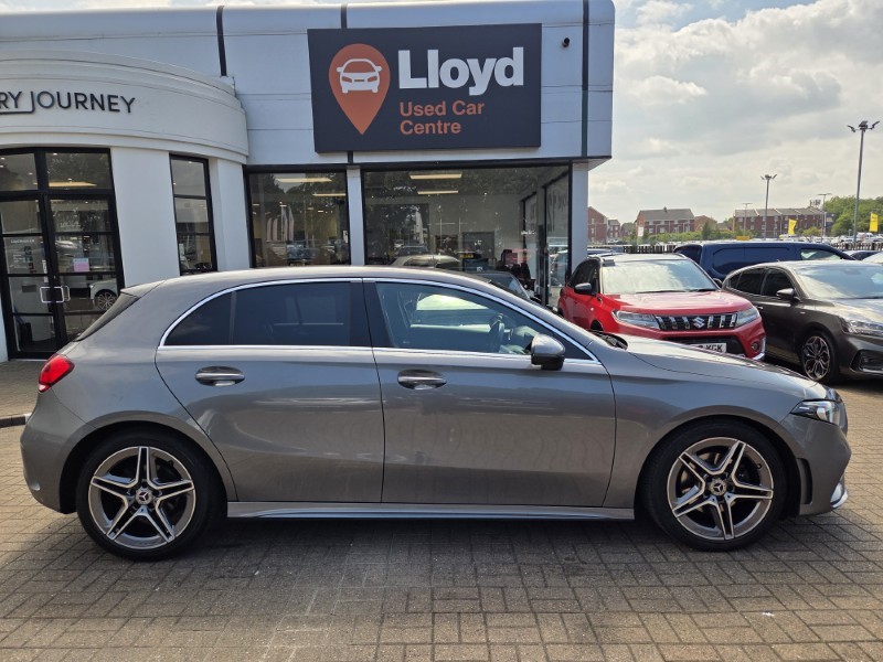 2021 (21) MERCEDES-BENZ A CLASS A180d [2.0] AMG Line 5dr 5625038