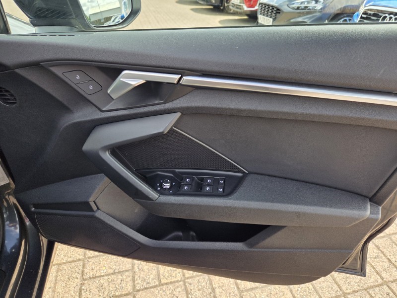 2020 (70) AUDI A3 35 TFSI Sport 5dr 5625114