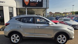 2021 (21) MG MOTOR UK ZS 1.5 VTi-TECH Excite 5dr 5645187