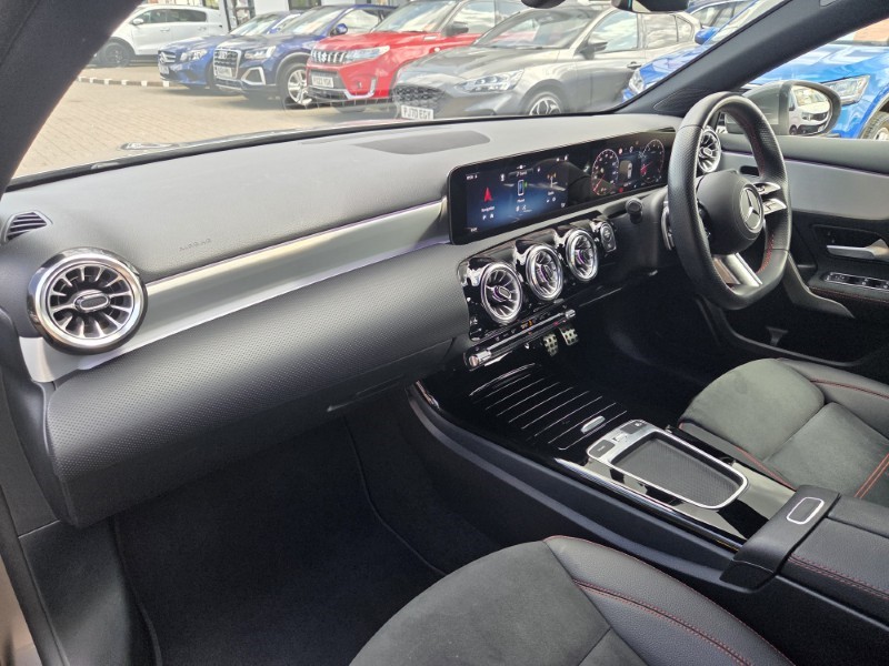 2023 (23) MERCEDES-BENZ A CLASS A200 AMG Line Executive 5dr Auto 5639839