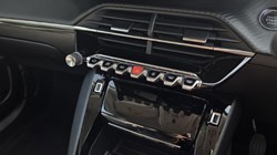 2021 (71) PEUGEOT 2008 1.2 PureTech 130 Allure Premium 5dr 5630706