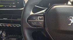 2021 (71) PEUGEOT 2008 1.2 PureTech 130 Allure Premium 5dr 5630701