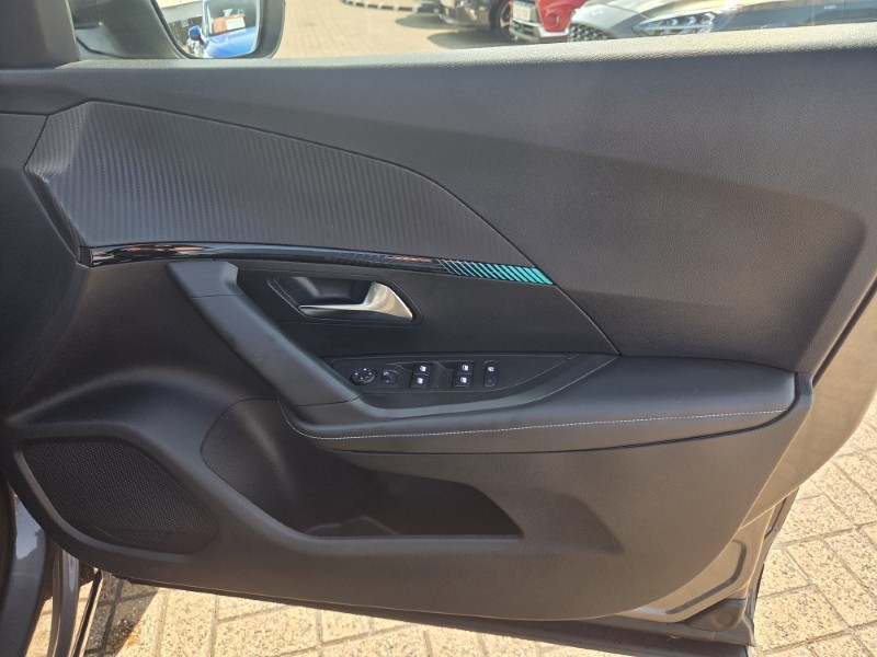2021 (71) PEUGEOT 2008 1.2 PureTech 130 Allure Premium 5dr 5630699