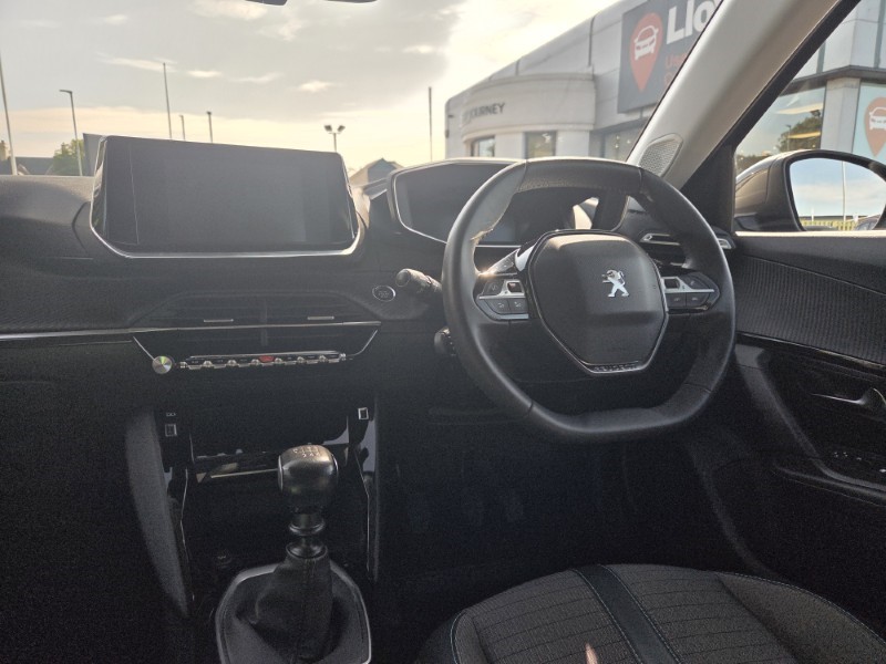 2021 (71) PEUGEOT 2008 1.2 PureTech 130 Allure Premium 5dr 5630691