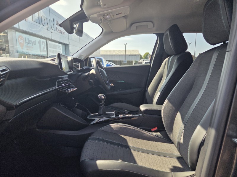 2021 (71) PEUGEOT 2008 1.2 PureTech 130 Allure Premium 5dr 5630696