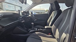 2021 (71) PEUGEOT 2008 1.2 PureTech 130 Allure Premium 5dr 5630696