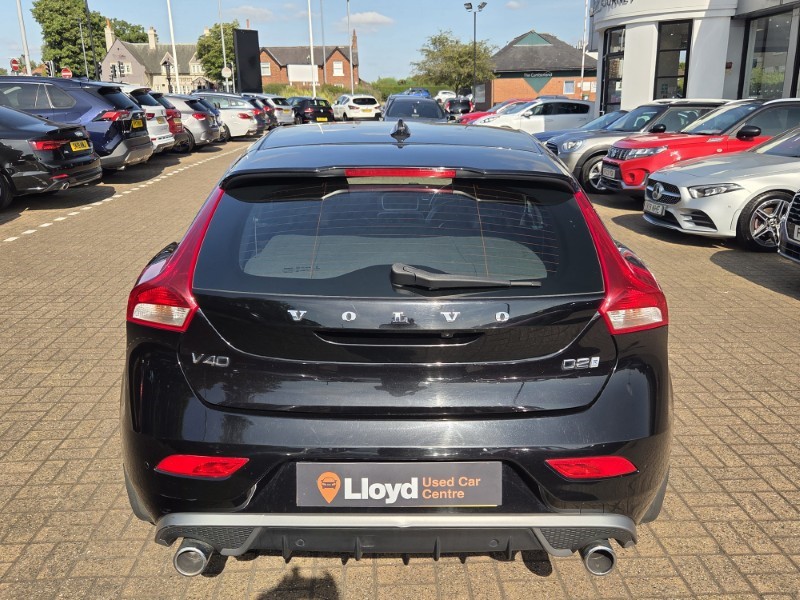 2019 (68) VOLVO V40 D2 [120] R DESIGN Nav Plus 5dr Geartronic 5645286