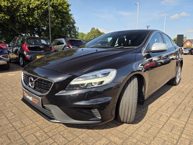 2019 (68) VOLVO V40 D2 [120] R DESIGN Nav Plus 5dr Geartronic 5645280