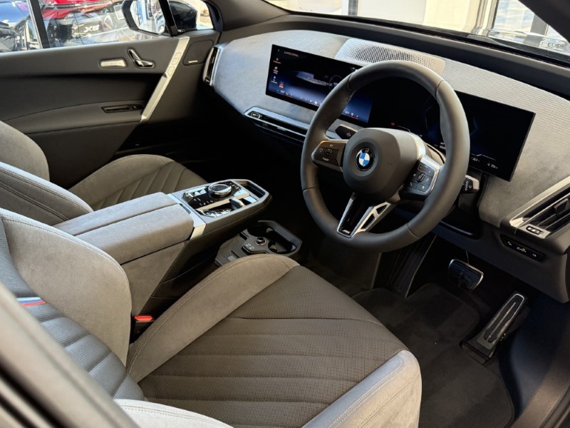 BMW iX 300kW xDrive45 M Sport 101kWh 5dr Auto 5541201