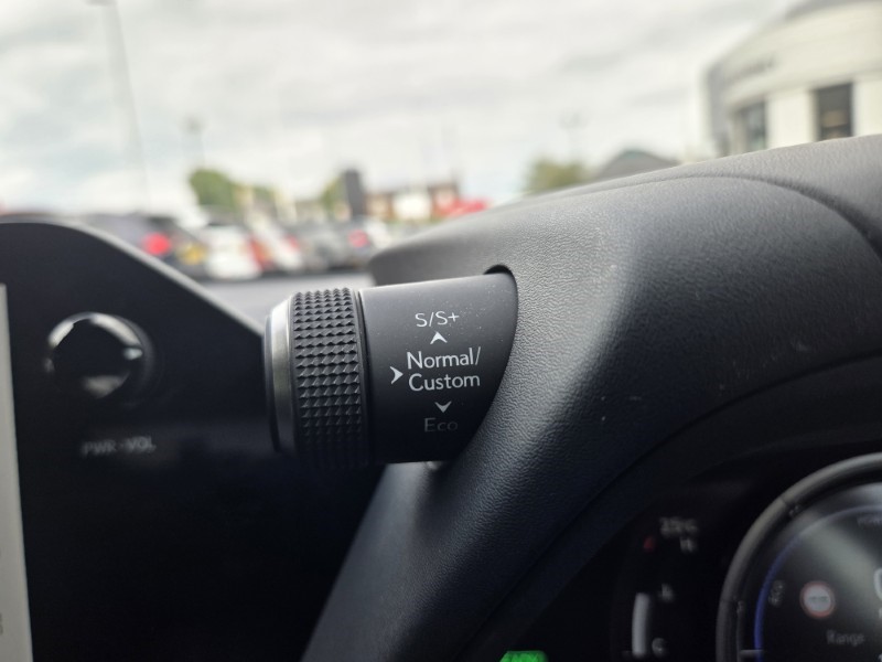 2023 (23) LEXUS UX 250h 2.0 F-Sport 5dr CVT [Nav] 5640045
